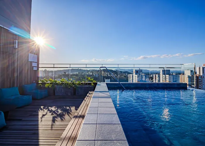 Loft Novo Todo Mobiliado Com Wifi Piscina E Proximo A Oktober