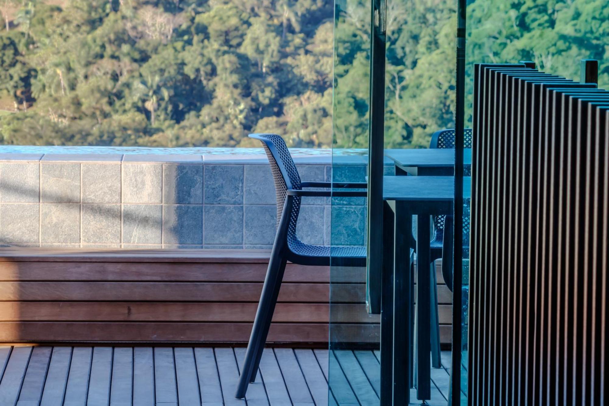 Loft Novo Todo Mobiliado Com Wifi Piscina E Proximo A Oktober Apartment *