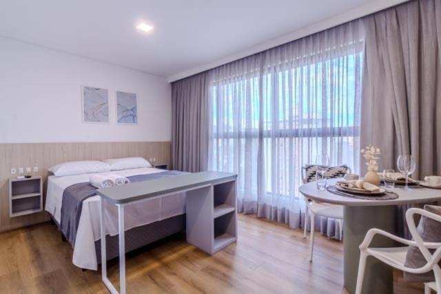 Loft Novo Todo Mobiliado Com Wifi Piscina E Proximo A Oktober