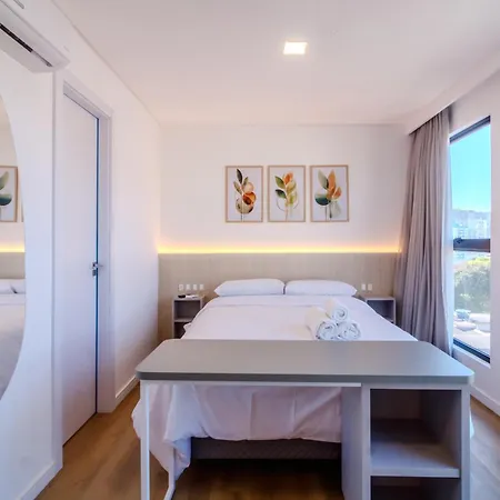 Loft Novo Todo Mobiliado Com Wifi Piscina E Proximo A Oktober Apartamento Blumenau Exterior foto