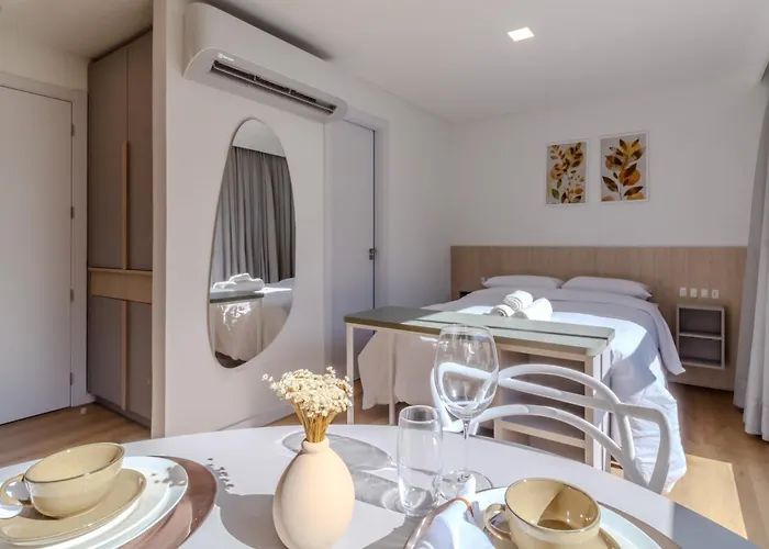 Loft Novo Todo Mobiliado Com Wifi Piscina E Proximo A Oktober
